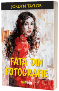 Fata din fotografie